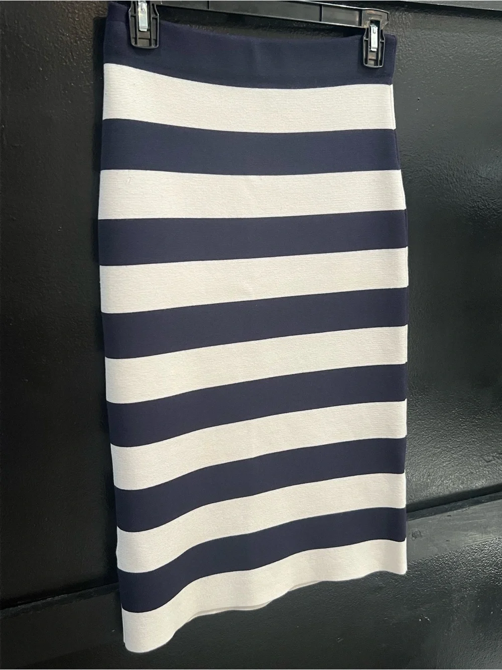 Ann Tyalor Stunning Navy and White Striped Off-Shoulder Two Piece Set